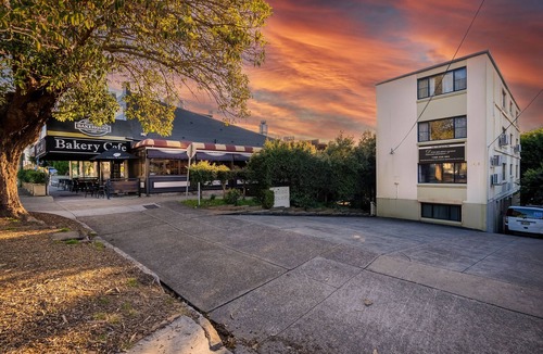 Drummoyne Apartment | Fully Furnished Studio in Drummoyne