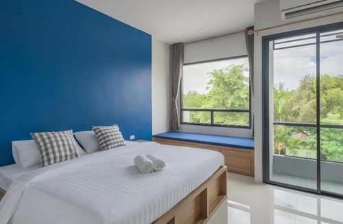 Noen Phra Hotel | Fun Hotel