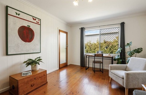 Tanunda Apartment | Functional 1 bedroom unit close to Tanunda Main St