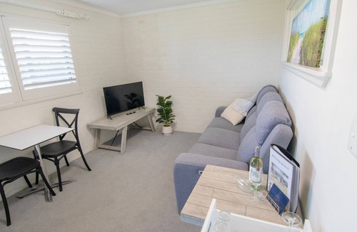 Mount Melville Apartment | Functional comfort awaits at your private space to explore Albany