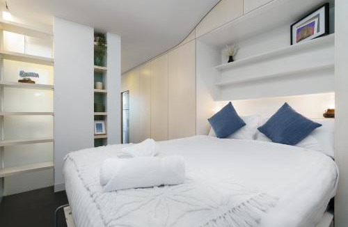 City West Apartment | Furnished Nishi Stay with Scenic Mountain Views - Hosted by Canstay