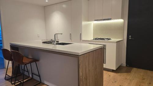 Fortitude Valley Apartment | FV 1BR APT with Rooftop Pool