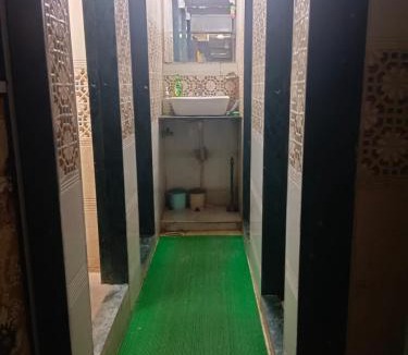 Masjid Bandar Bed & Breakfast | G V Dormitory
