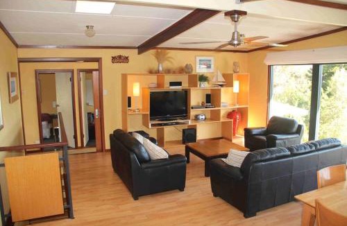 Guilderton House | Gabbadah Beach House