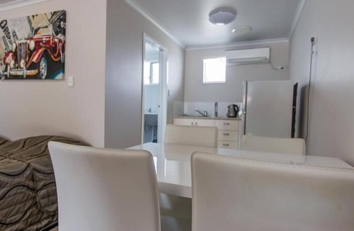 West Mackay Hotel | Galaxy Mackay Motor Inn