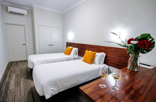 Bibra Lake Hotel | Gallery Hotel