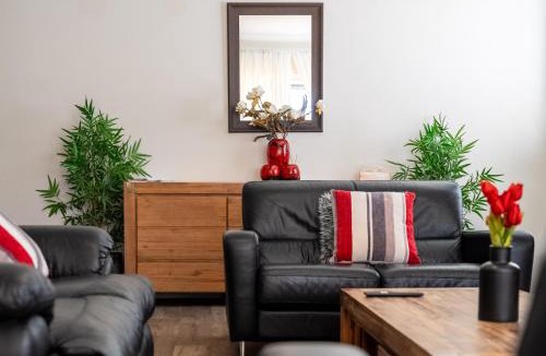 Ellenbrook House | Garrison Cottage