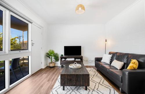 Bedford Park Apartment | Gateway Retreat near Flinders Uni & Hospital
