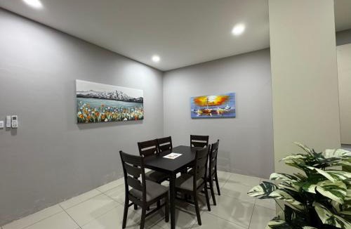 Kampung Stampin Apartment | Gem Suites 3 Bedrooms