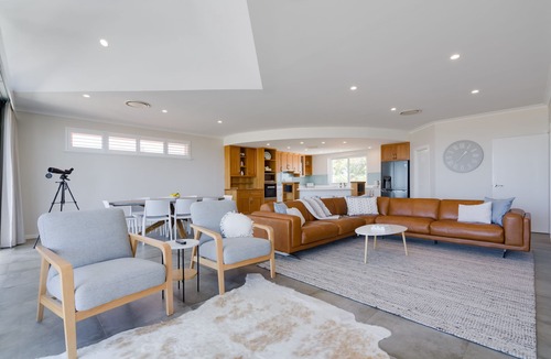 Geographe House | GEOGRAPHE SAILS - Luxury Beachfront Busselton