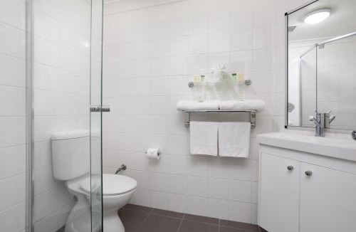 Brisbane Central Business District Hotel | George Hotel Brisbane, Independent Collection by EVT