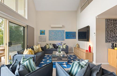 Kangaroo Valley House | George's - KV Golf Course, Kangaroos =& Wildlife