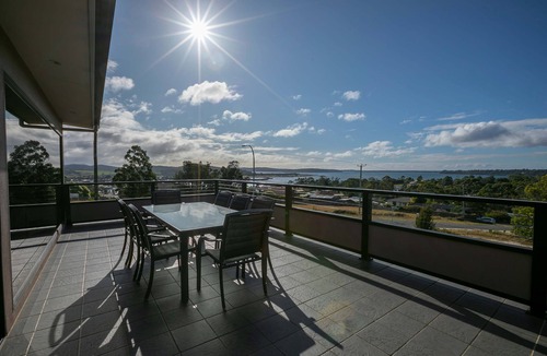 St Helens House | Georges Bay Luxury St.Helens