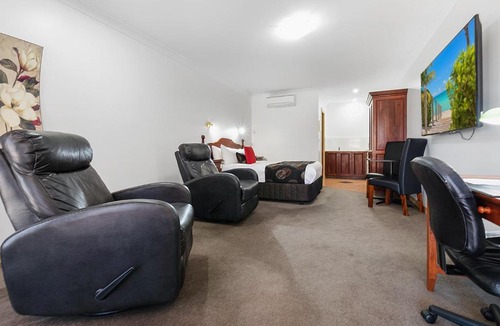 Echuca Hotel | Georgian Motor Lodge