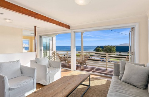 Gerroa House | Gerroa House located mere steps from Seven Mile Beach.