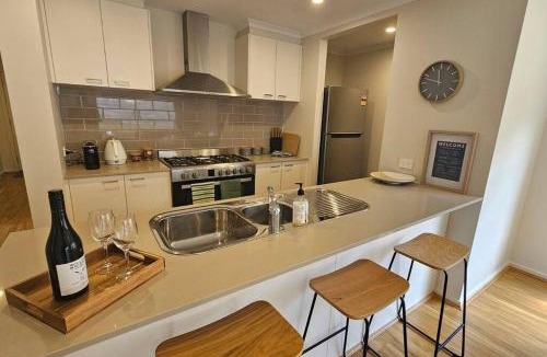 Newborough House | Getaway on Amaroo Way