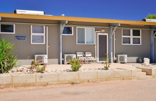 Exmouth Apartment | Getaway Villas Unit 38-9 - comfort on a budget