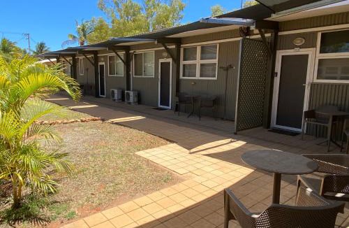 Exmouth Villa | Getaway Villas Unit 385