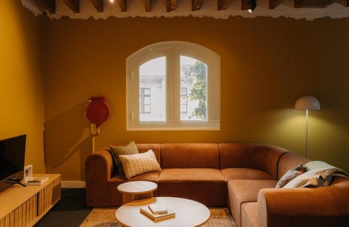 Sullivan's Cove Apartment | Gibson Mill waterfront warehouse apartment - 101