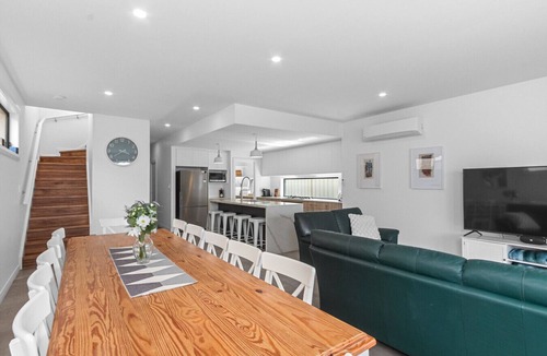 Wallaroo House | Gilmore Retreat - Relax, Refresh, Repeat - Wallaroo