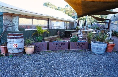Gisborne House | Gisborne Peak Winery - Blue Gum Guest House