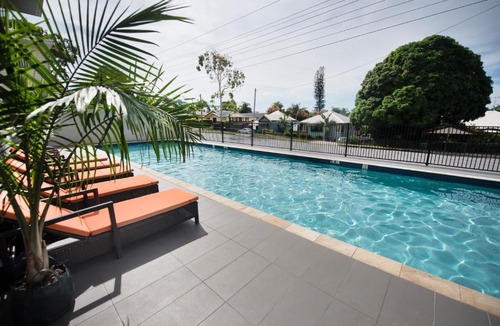 Gladstone Apartment | Gladstone Central Plaza Official