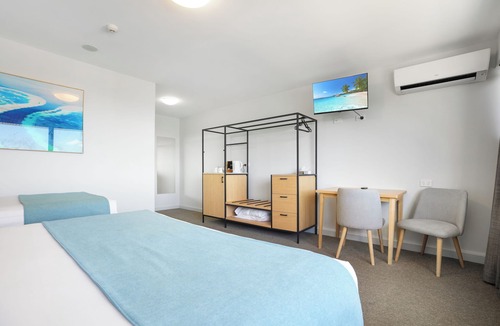 Gladstone Hotel | Gladstone Reef Hotel Motel
