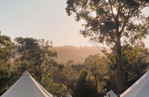 Red Hill South House | Glamping at Iluka Retreat 3 - Private Deck Included