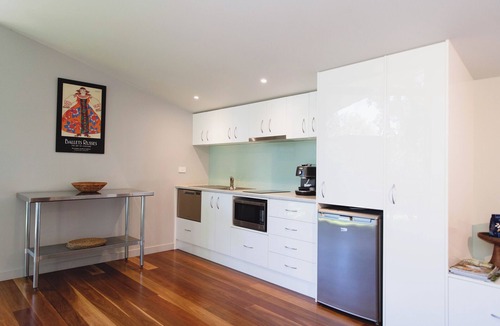 Metung Apartment | Glan-y-mor Studio in Metung,