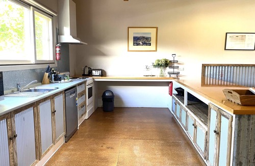 Mansfield Other | Glendoon - rustic farm stay, sleeps up to 18, only 5 minutes from Mansfield