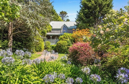 Katoomba House | Glenhaven - A Quintessential Katoomba Cottage