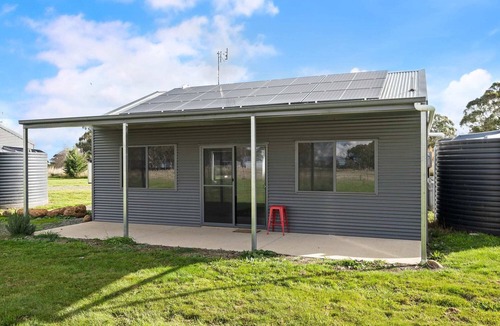 Forest Reefs House | Glenowrie Cottage - 1 King, 2 Singles - Farm Stay