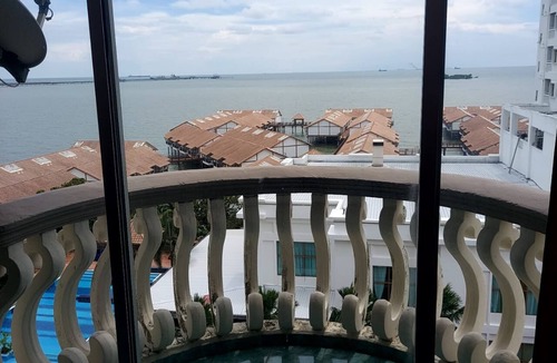 Taman Tanjung Apartment | Glory by Alpine