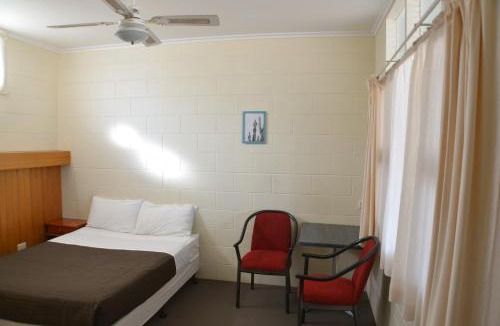Glossop Hotel | Glossop Motel