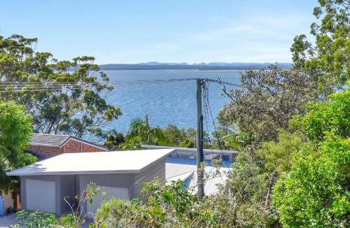 Nelson Bay House | Gloucester Retreat A, 23A Gloucester St - Pet Friendly, WiFi, Linen and Bed Making