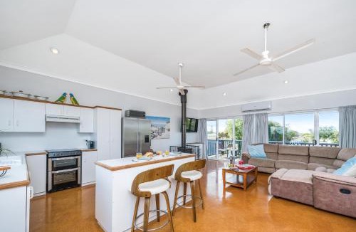 Lancelin House | Go With The Flo