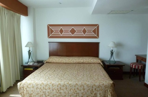 Klang Hotel | Gocos Hotel