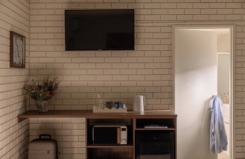 Bilinga Hotel | Gold Coast Airport Motel
