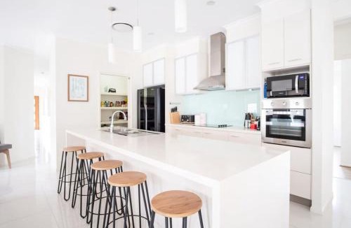Golden Beach House | Golden Beach Family Home with Pool