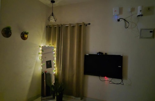 Haridwar Apartment | Golden Hours - Cozy Stay in Tapovan Rishikesh