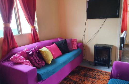 Mount Morgan Bed & Breakfast | Golden Mt Rest on James