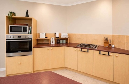 Quindalup House | Golden Summers – Dunsborough Beach Escape