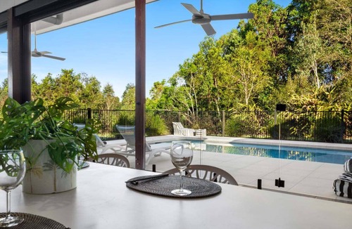 Valdora House | Golden Valley Luxury Hinterland Escape