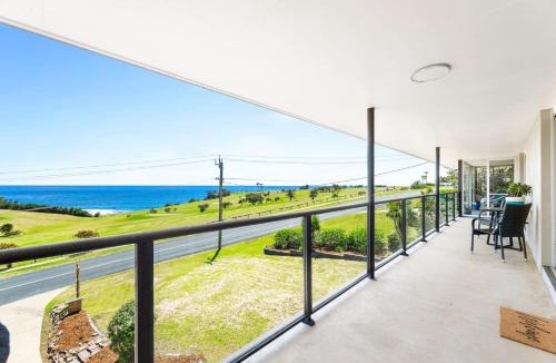 Narooma Apartment | Golfers View Penthouse