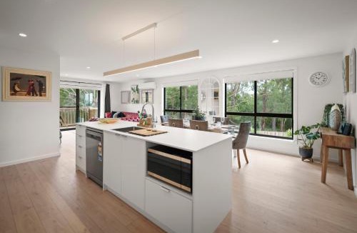Blackmans Bay House | Gorgeous 4 Bedroom House - Blackmans Bay