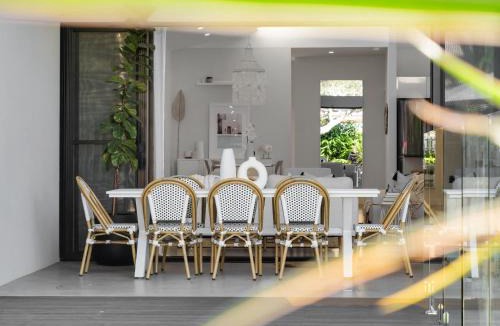 Long Jetty Villa | Gorgeous Getaway Toowoon Bay