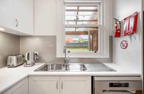 New Town House | Gorgeous Hobart Accommodation - Park on Park, New Town