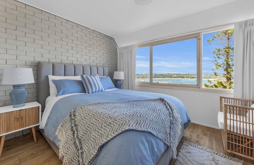 Merimbula Cabin | Gracies Oceanview - 3 bed 3 bath Merimbula