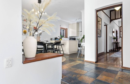 West Perth House | Grand 3BR Heritage Home | Designer Living in North Perth