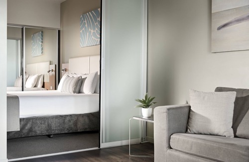 South Townsville Hotel | Grand Hotel and Apartments Townsville